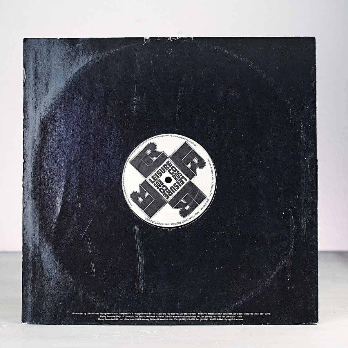 Un 12 pollici house del 1995: quando il vinile era uno strumento di pista 1 Dettaglio di un vinile house anni Novanta Houseterity