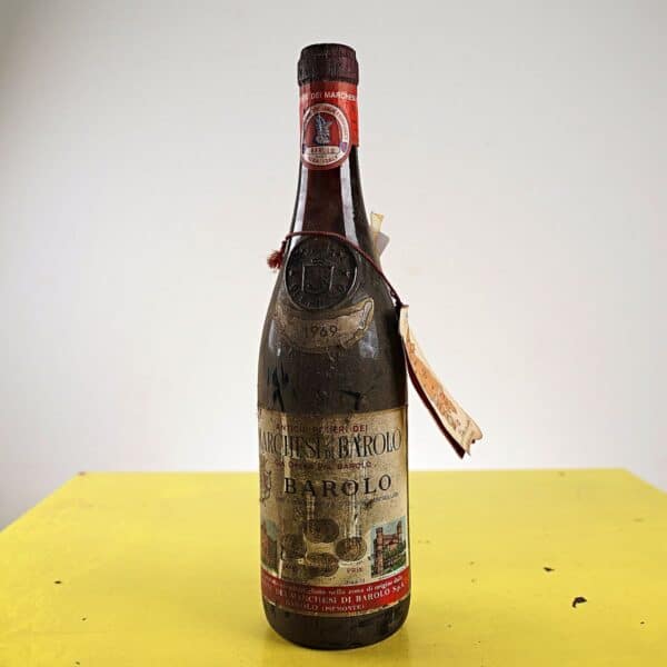 bottiglia vino barolo marchesi di barolo del 1969 da collezione