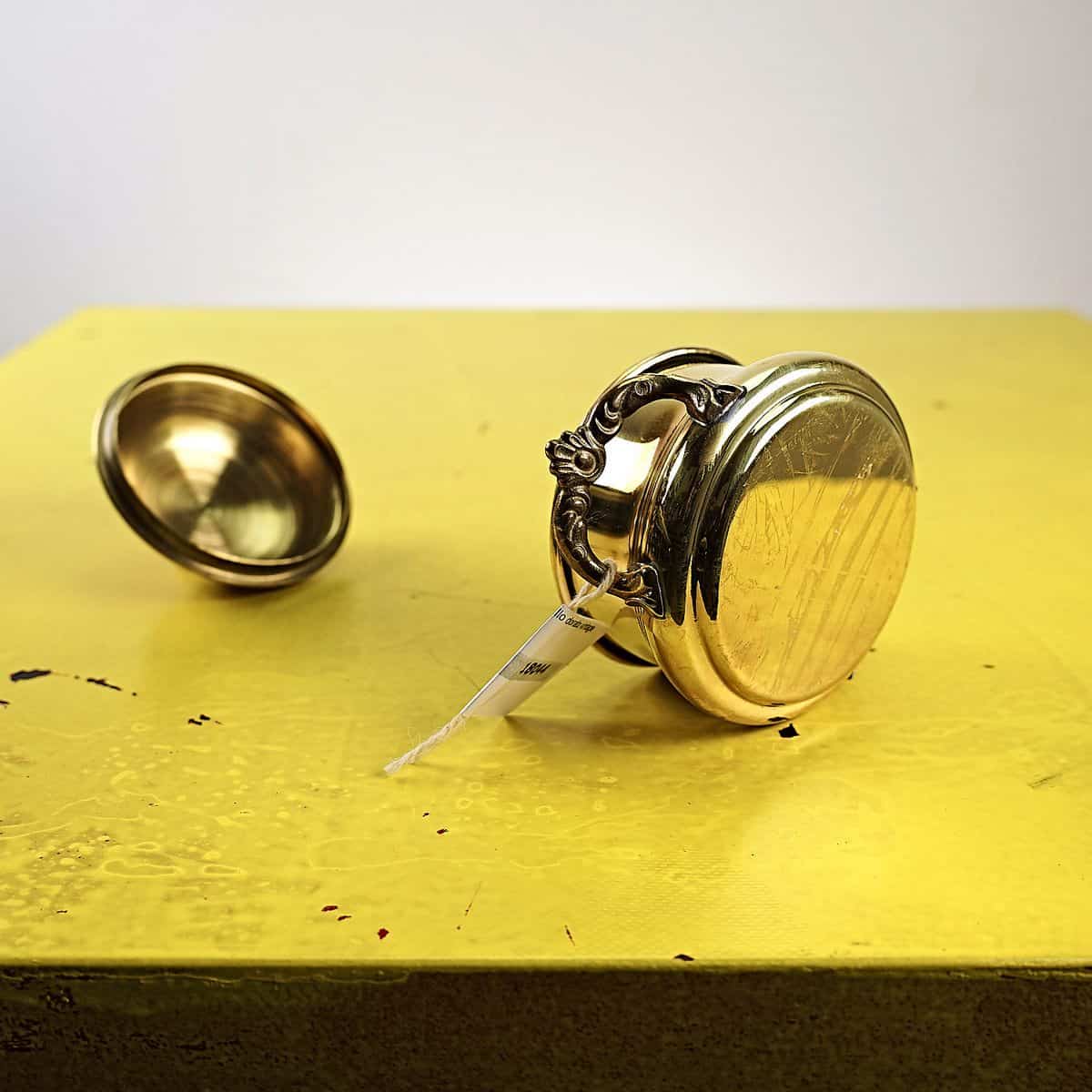 zuccheriera in metallo dorato vintage - immagine 4