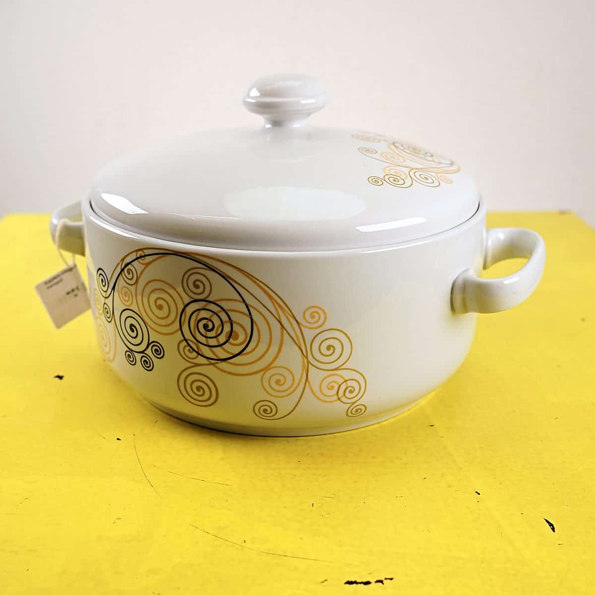 zuppiera vintage in porcellana italiana monopoli