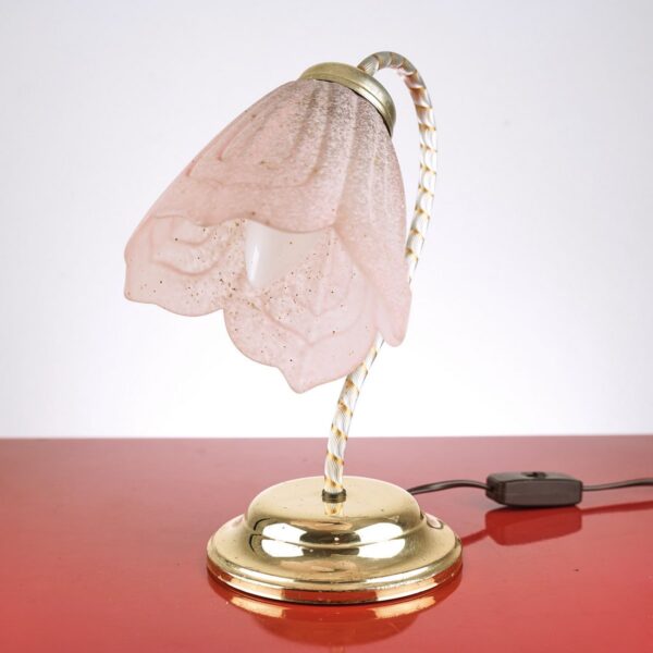 lampada da tavolo con vetro rosa