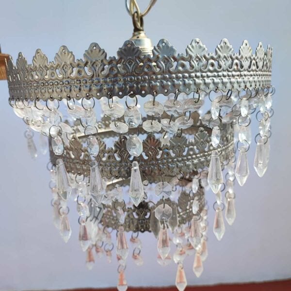 coppia di lampadari vintage in metallo con gocce di vetro - immagine 16