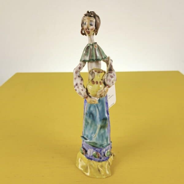 statuina in ceramica made italy