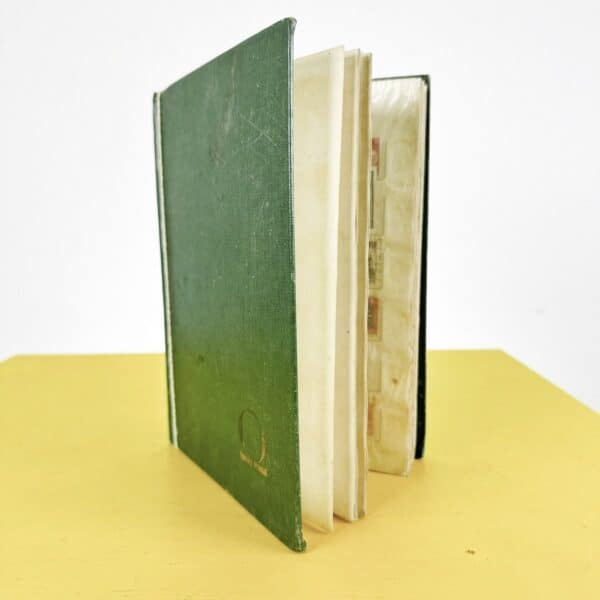 album con francobolli da collezione