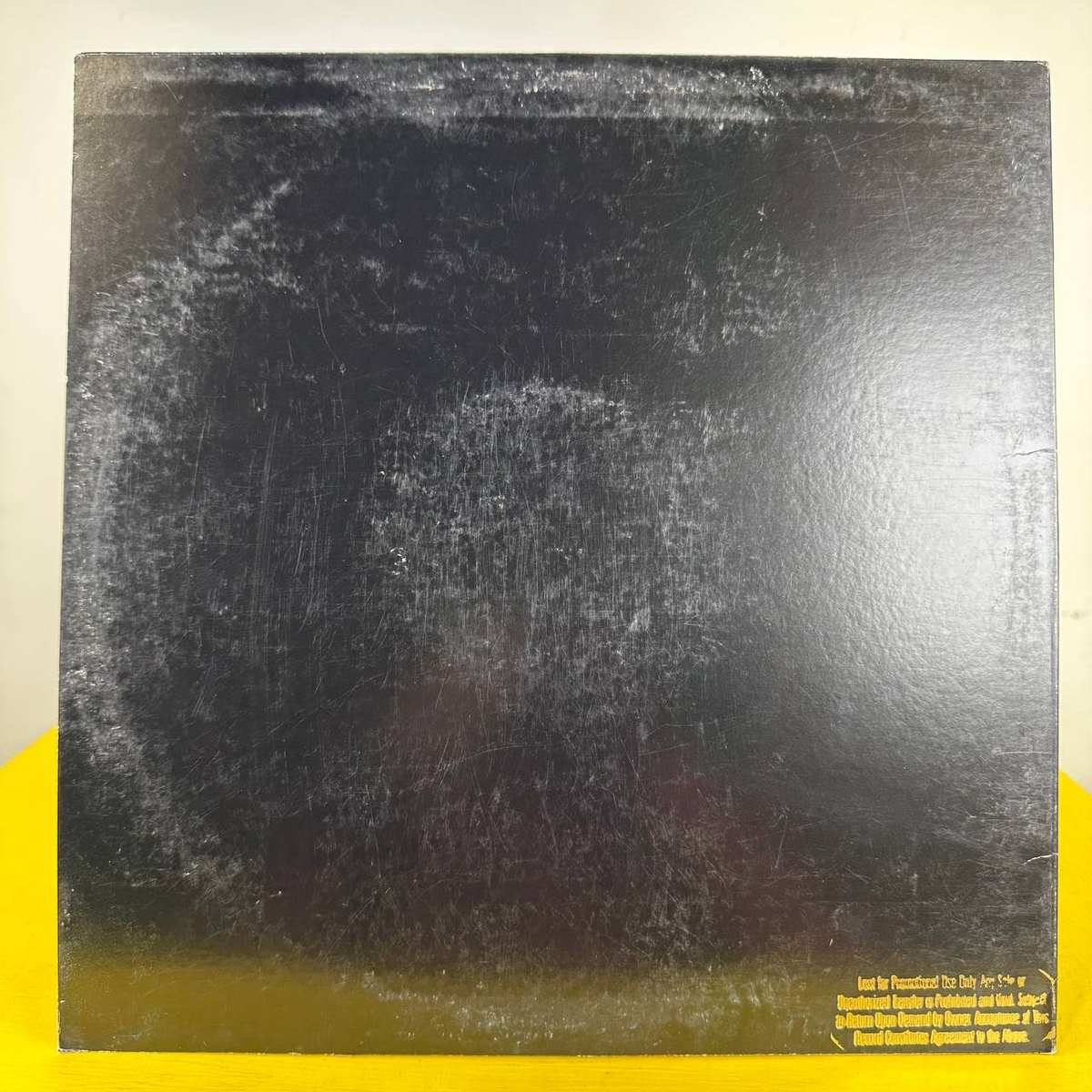 Il tempo inciso: storia e gesti di un vinile LP 33 1 Vinile LP 33 Calanit con copertina