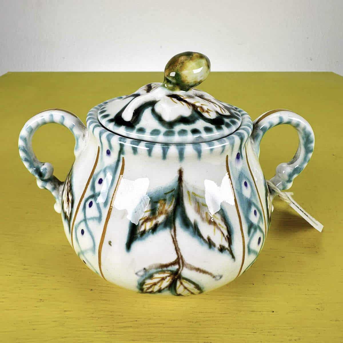 zuccheriera vintage in maiolica dipinta a mano