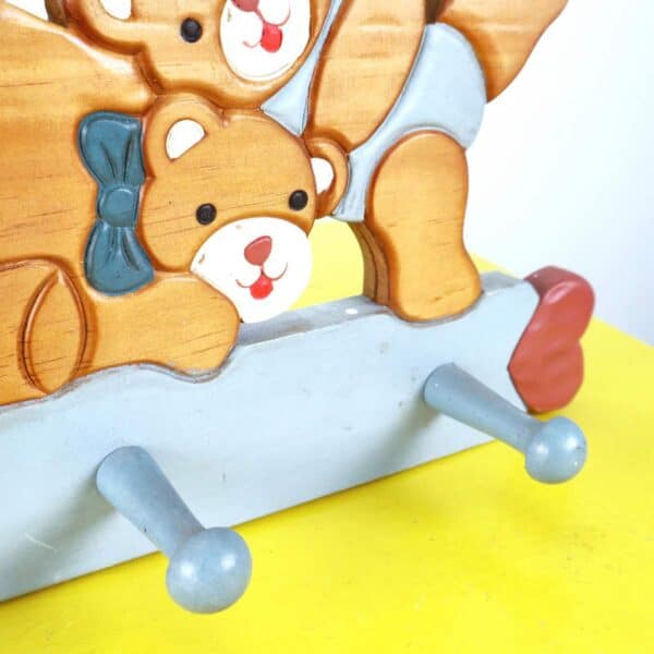appendiabiti per bambini in legno con orsetti - immagine 4