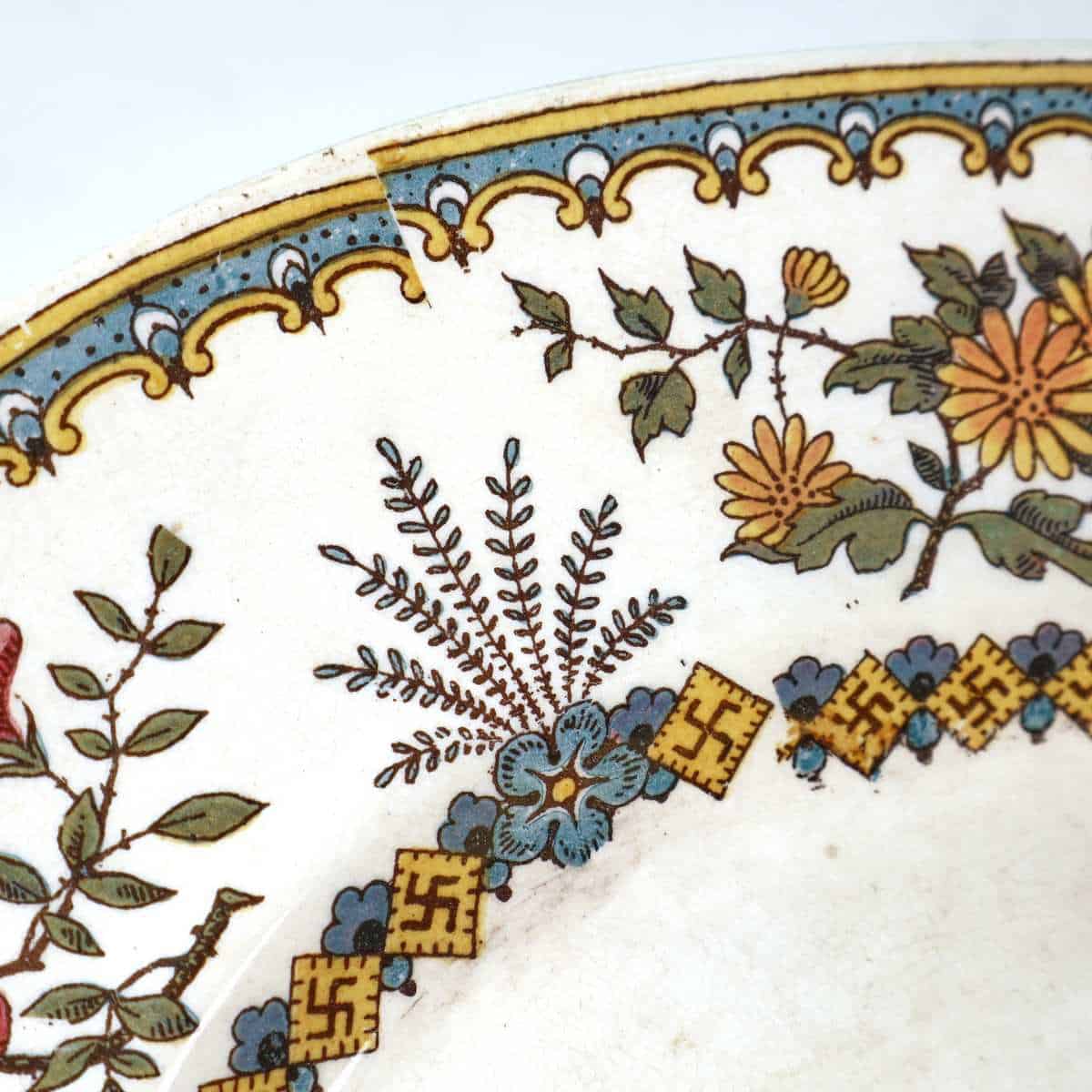 raro piatto decorativo in ceramica willeroy & boch geschutzt, con decoro svastica - immagine 5